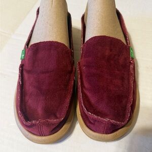 Sanuk Burgundy Flats